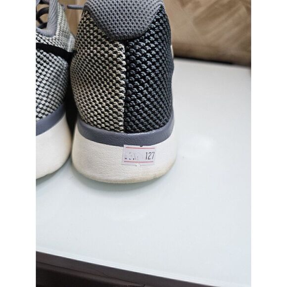 Nike Women's Tanjun Racer Running Training Gray Shoes Size 9.5.  127 - Picture 11 of 11